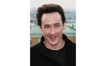 Джон Кьюсак сбежал из московского ресторана, не заплатив