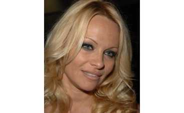 Памела Андерсон на грани банкротства