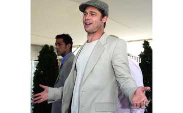 Брэд Питт покупает аэропорт