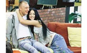 Геи выплатят 150 тысяч звезде "Дома-2"