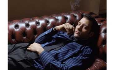 Клайв Оуэн докажет вред знакомств в Интернете