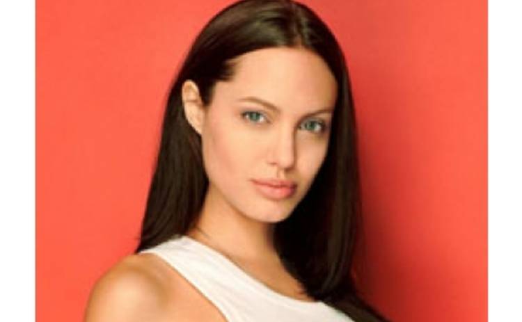 Анджелина Джоли станет женой Гуччи