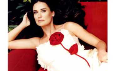 Эштон Катчер вернет Деми Мур Брюсу Уиллису