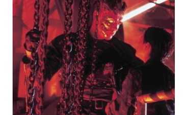 Создатель "Баффи" высмеял владельцев "Терминатора"