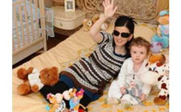 У сына Дианы Гурцкой свиной грипп