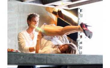 Звезда "Дома-2" Боня снялась в эротическом видео