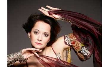 Ольга Кабо обвенчалась с мужем