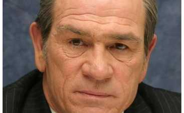 Томми Ли Джонс выбыл из фильма о детективе на Lincoln