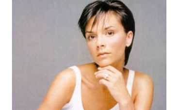 Виктория Бэкхем хочет сделать пластику