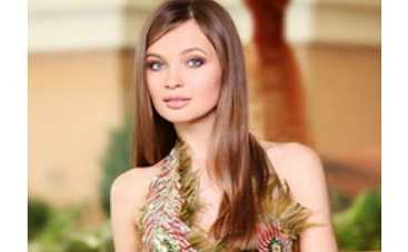 Девушка из Новой Каховки стала Мисс Украина-Вселенная