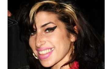 Эми Уайнхаус влюбилась в Роберта Паттинсона