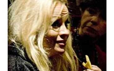 Памела Андерсон предпочитает картошку фри