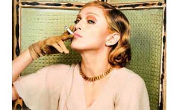 Самые безвкусно одетые знаменитости 2009 года