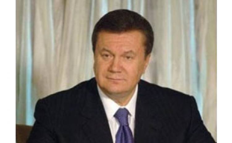 Янукович в пятницу придет на 