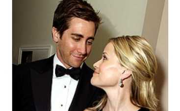 Джейк Гилленхол пытается вернуть Риз Уизерспун