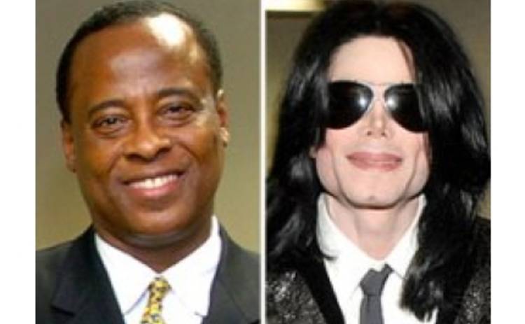 Врачу Майкла Джексона предъявят обвинения в убийстве