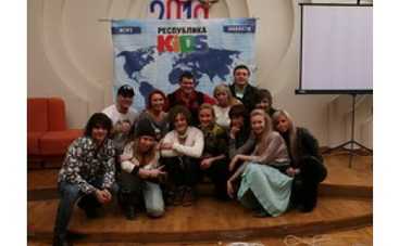 У "фабрикантки" Евы Бушминой малолетний бойфренд