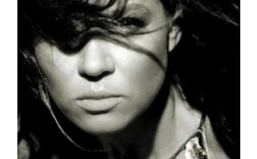 Руслана выходит на войну с торговлей людьми