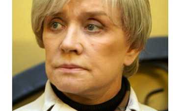 Пластические хирурги изуродовали Веру Алентову