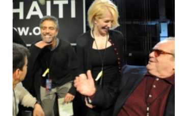 Звезды шоу-бизнеса провели телемост "Надежда для Гаити"