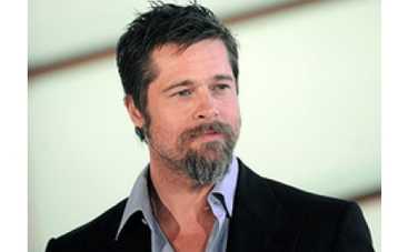 Брэд Питт купил себе "холостяцкую берлогу", а его мама ведет переговоры с Джоли