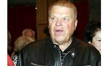 Михаил Кокшенов женится на преуспевающей бизнес-леди