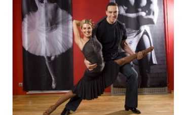 "Русский Шварценеггер" начинает старт в Голливуде с танцев