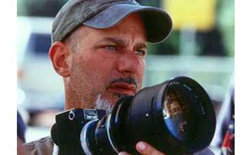 Роба Коэна отстранили от исторического суперпроекта