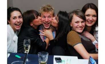 Ваня Дорн пошел по рукам