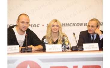 "Суперзірка": Потап отвечает за эпатаж, а Брежнева – за сексапильность