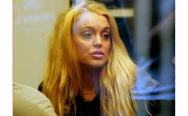 Скандальную Линдсей Лохан боятся соседи