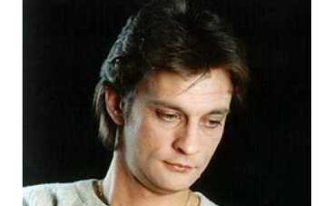 Александра Домогарова добиваются бывшие жены