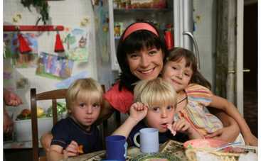 "Ранетки" и "Папины дочки" взрослеют, а Букины и Воронины шумят да балагурят