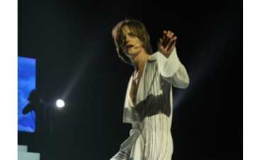 Матиас избавиться от ангельских кудряшек