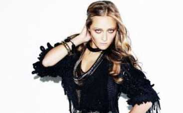 "Неделя моды с Дарьей Шаповаловой" теперь на Первом национальном