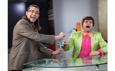 Продюсер заставил артиста работать в  телемагазине