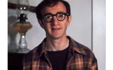 Вуди Аллен рассказал о фильме с Карлой Бруни