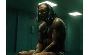 Микки Рурк сыграет Чингисхана из-за любви к собакам