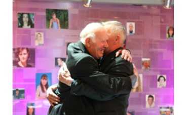 Программа "Жди меня" расскажет военные истории любви