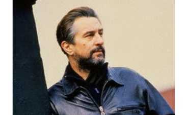 Роберт де Ниро продался за 8,5 тысяч долларов