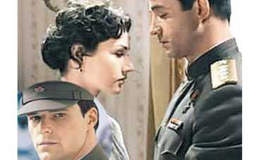 Певцова впутали в любовный треугольник