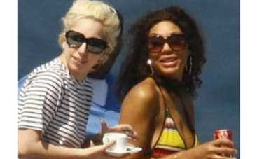 Lady Gaga любит девочек