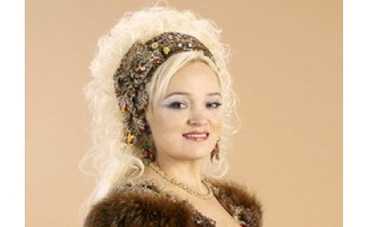 Надежда Кадышева наняла охранника для своих нарядов