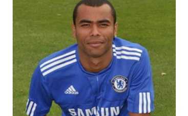 Муж Шерил Коул в шоке от новости о своем разводе