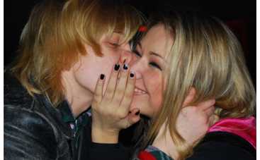 У Леры роман с Никитой из QUEST PISTOLs