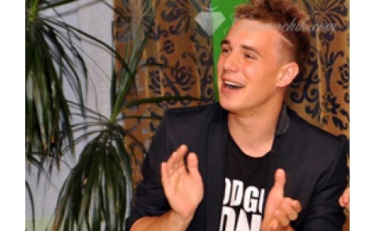 Вадим Олейник болеет  за... Олейника