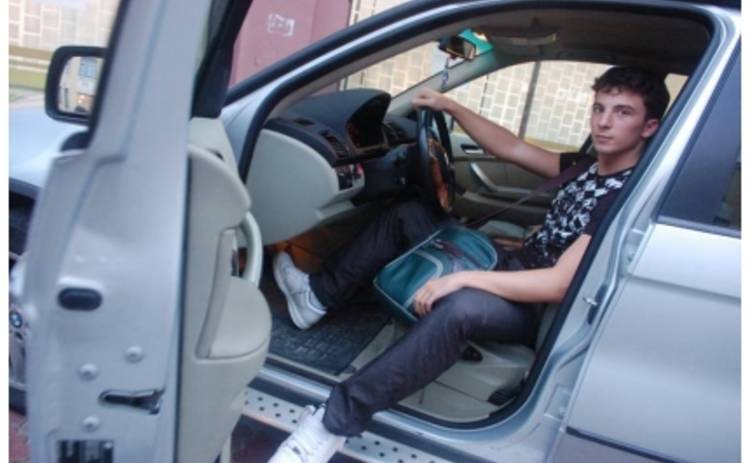 Сергея Костецкого ограбили на 20 000