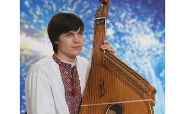 Полуфиналисту "Україна має талант-2" подарили путевку в Париж