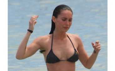 Звезды в купальниках. Великое разоблачение.