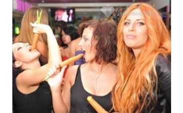 "Пающие трусы" высмеяли Аллу Пугачеву [ВИДЕО]